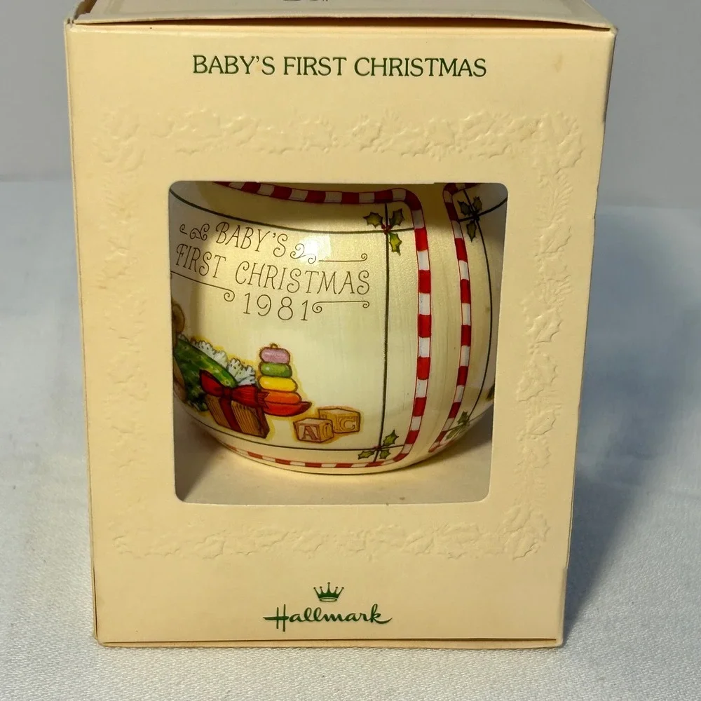 Hallmark Unbreakable Satin Ornament Babys‎ First Christmas 1981 Keepsake
